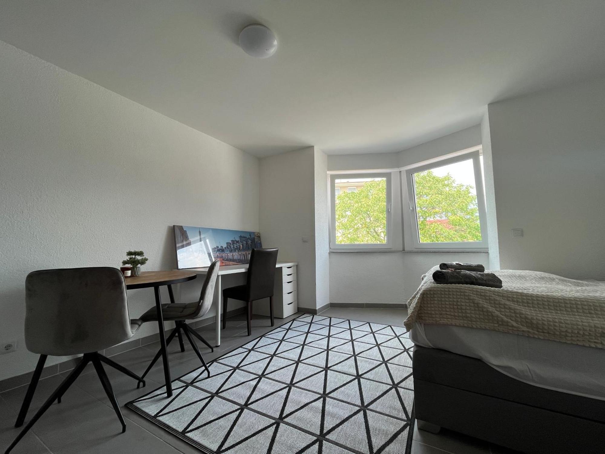 Simplex Apartments Am Europaplatz Karlsruhe Oda fotoğraf
