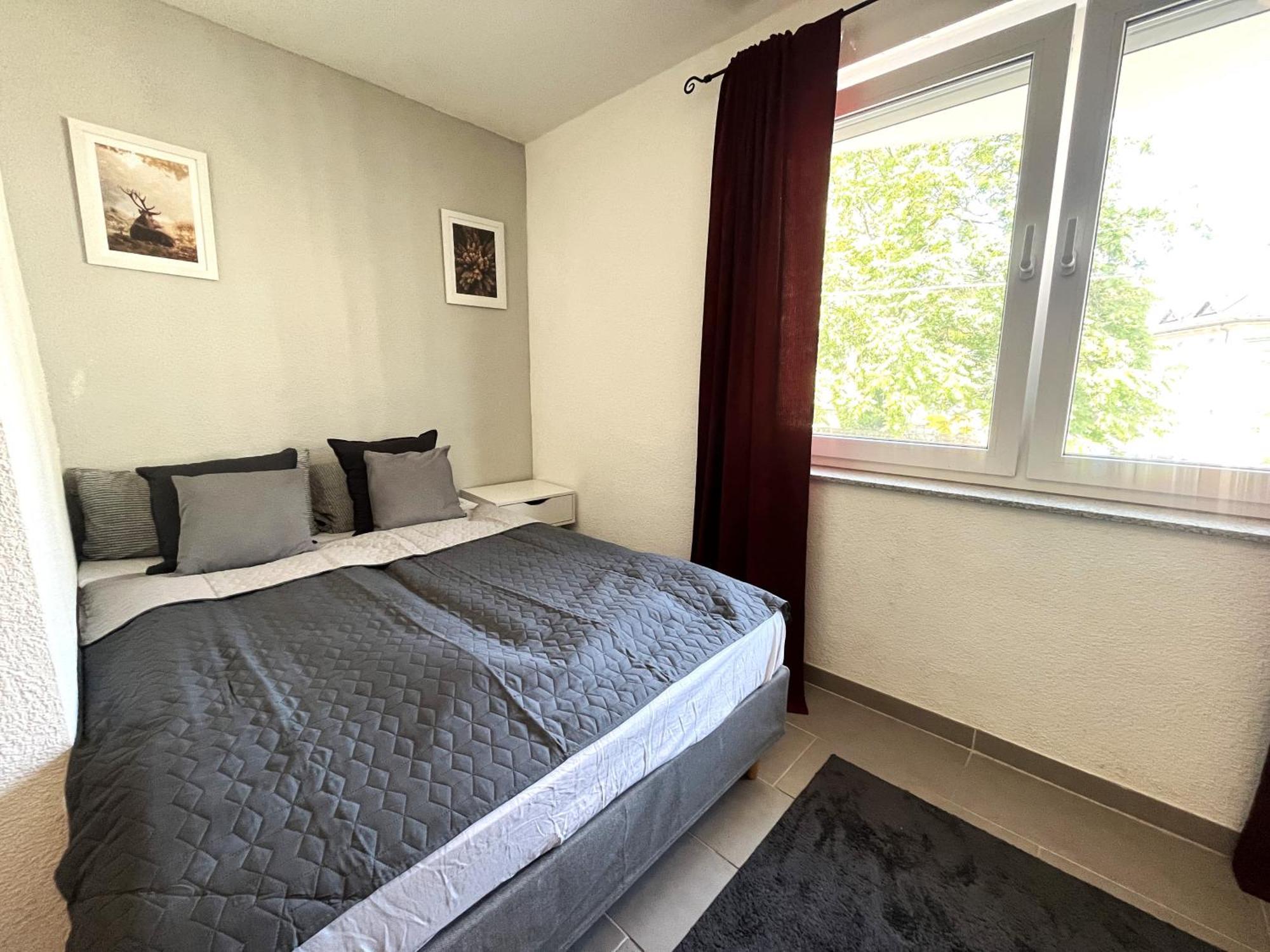 Simplex Apartments Am Europaplatz Karlsruhe Oda fotoğraf