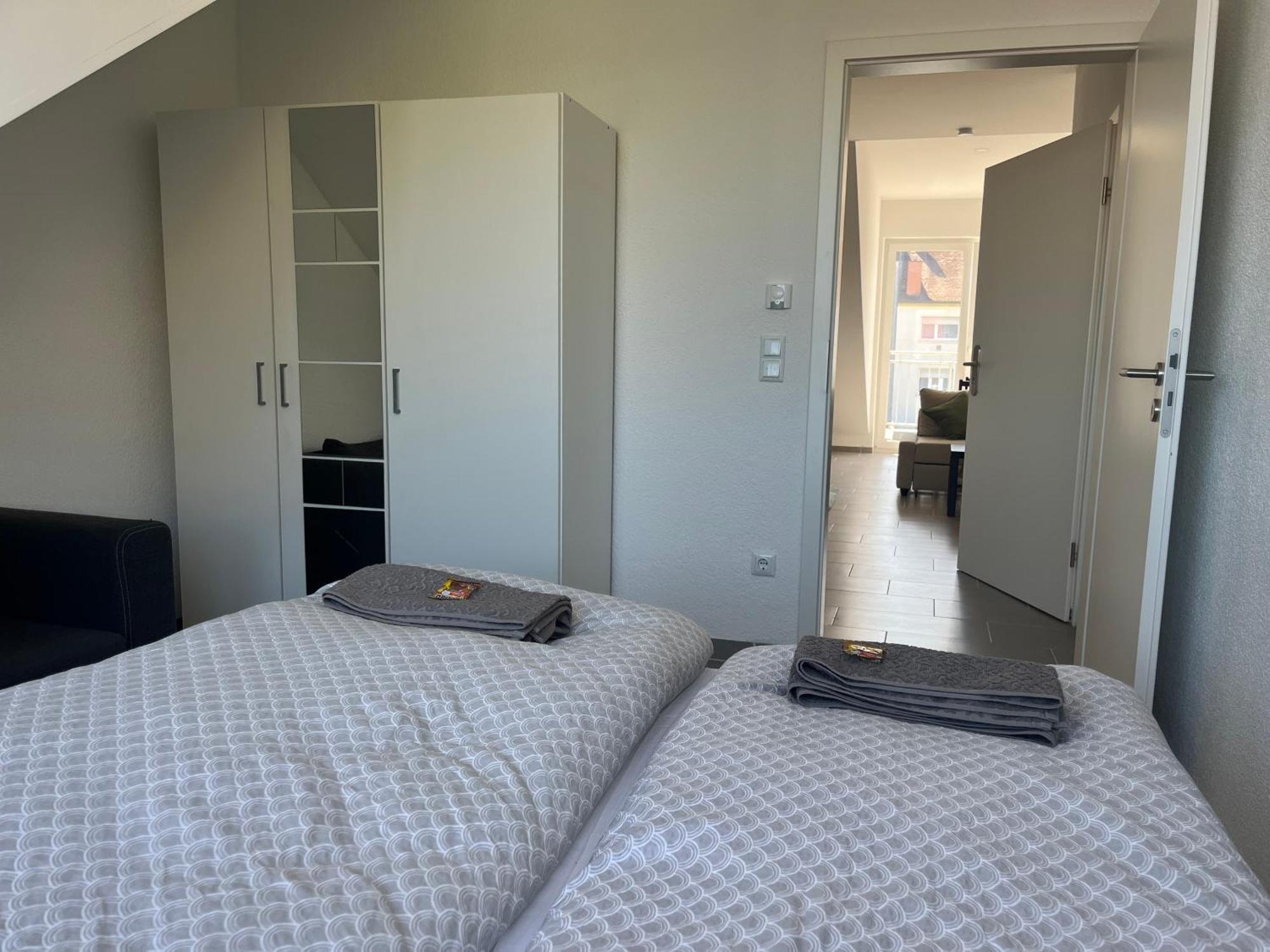 Simplex Apartments Am Europaplatz Karlsruhe Oda fotoğraf
