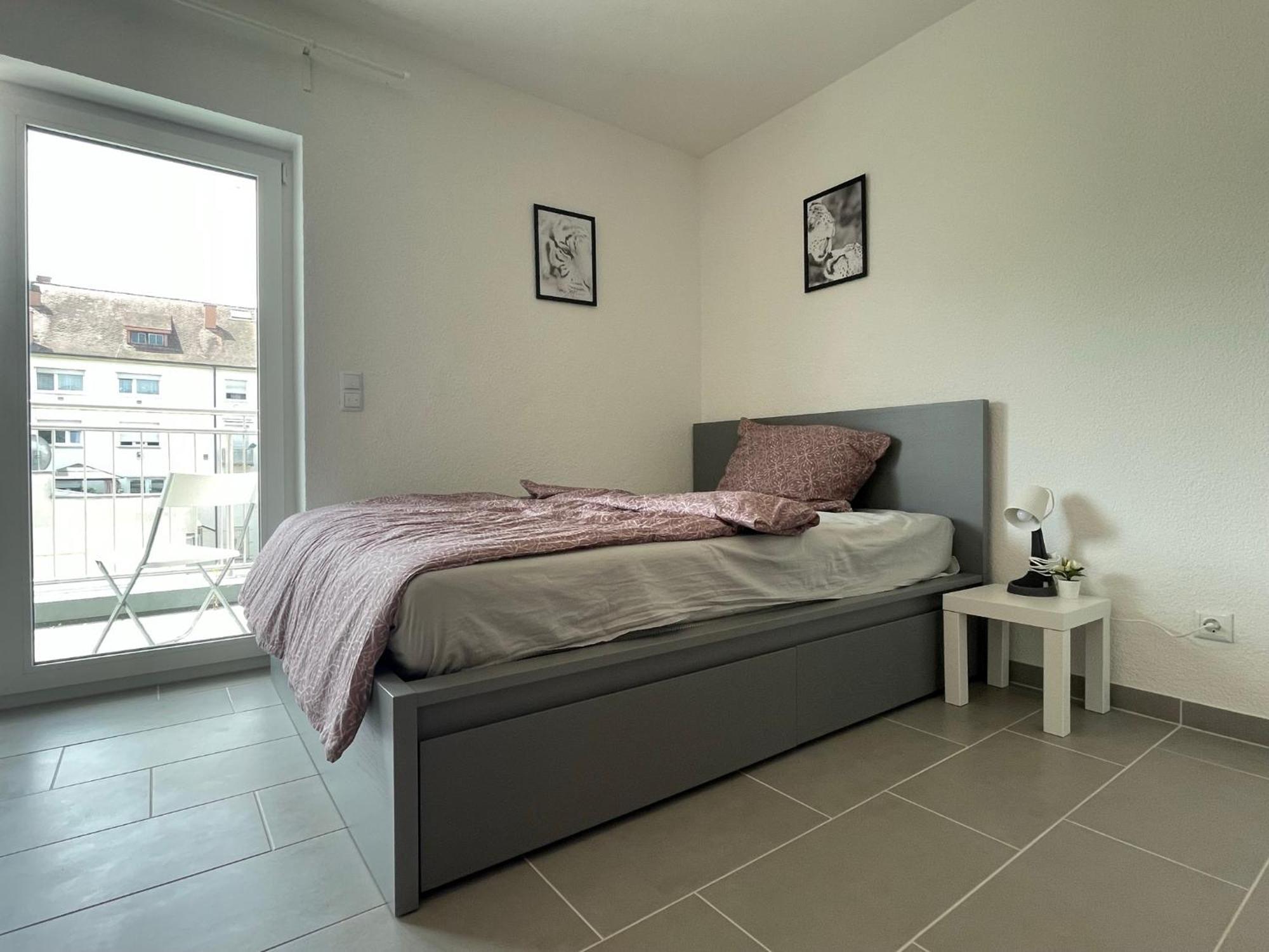 Simplex Apartments Am Europaplatz Karlsruhe Oda fotoğraf