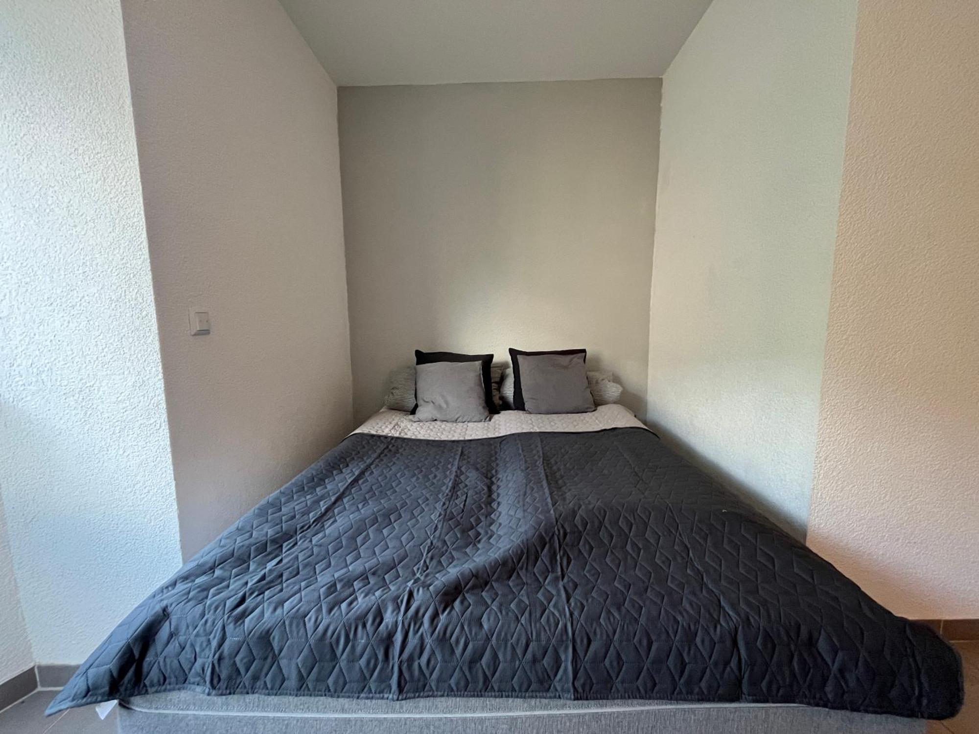 Simplex Apartments Am Europaplatz Karlsruhe Oda fotoğraf