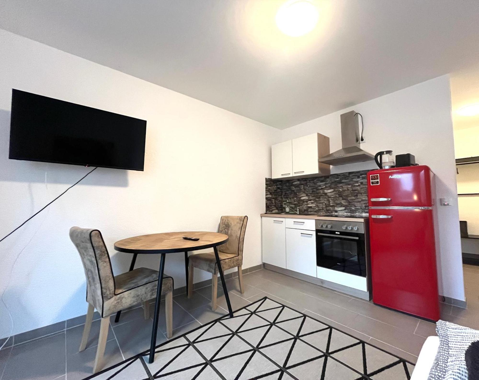 Simplex Apartments Am Europaplatz Karlsruhe Oda fotoğraf